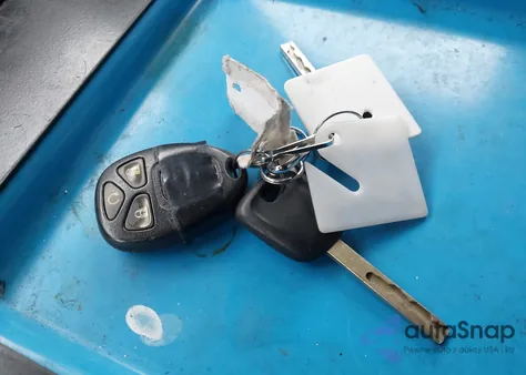 2018 GMC Savana 2500 Work Van from USA, damaged, VIN 1GTW7AFG1J1186353